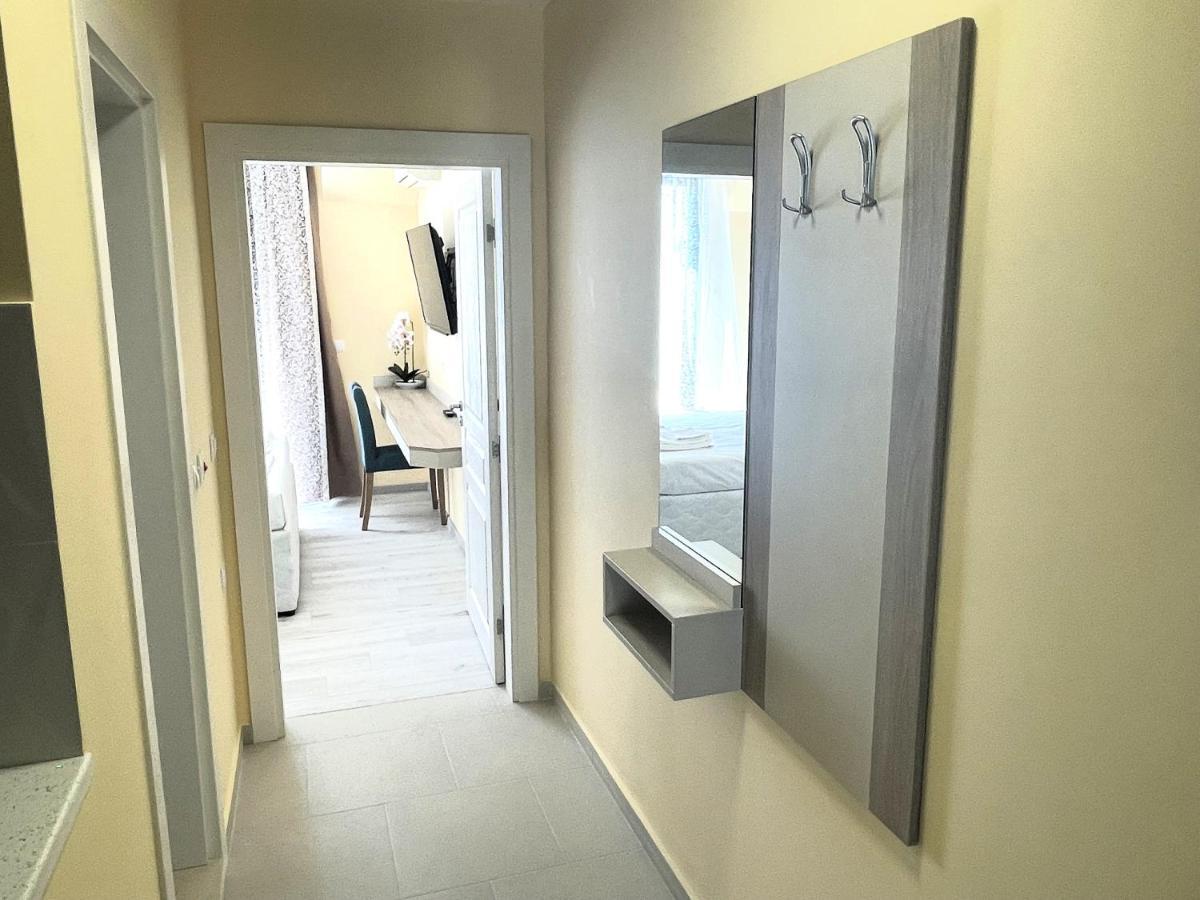 Sea View Apartment Free Parking Primorsko Exterior foto