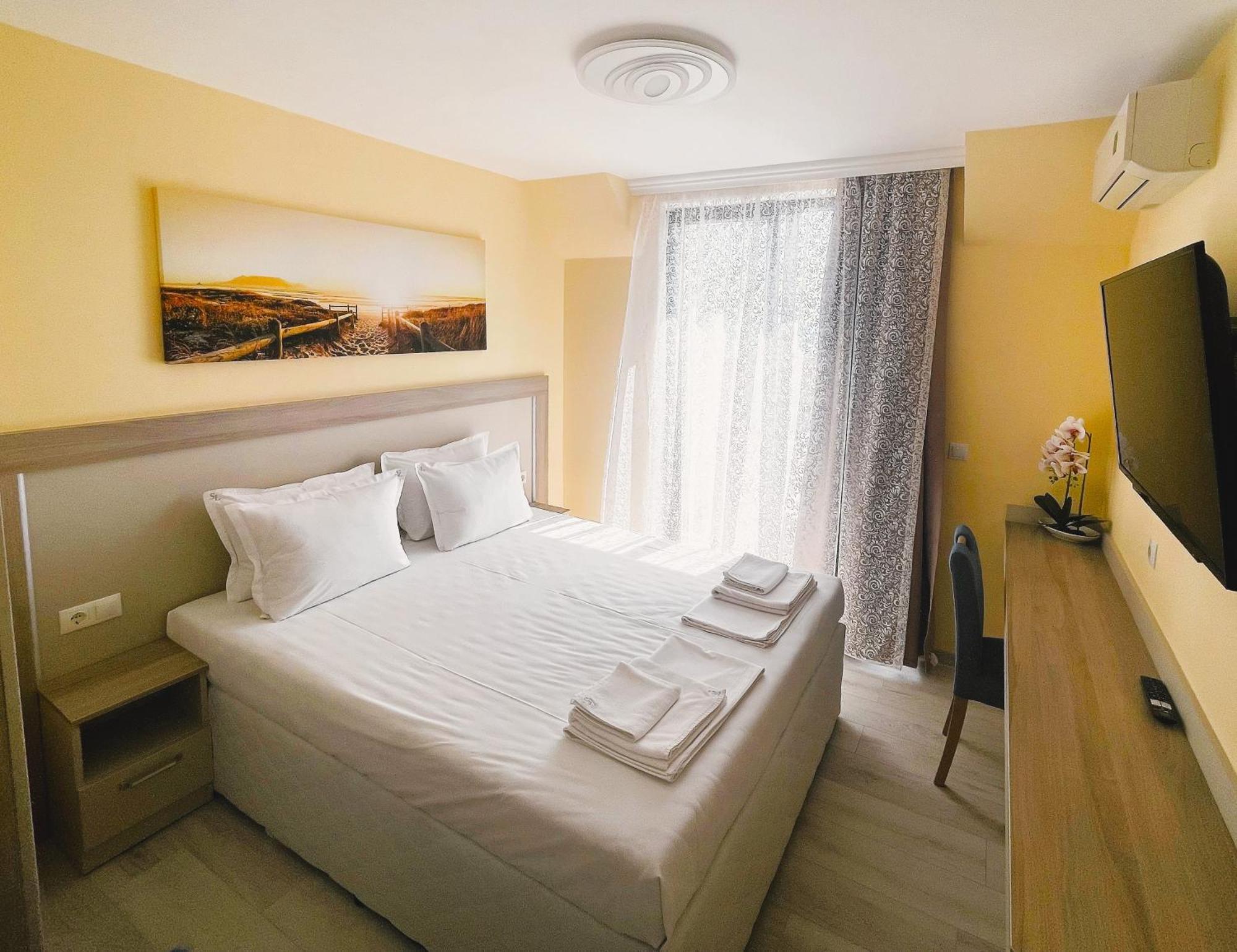 Sea View Apartment Free Parking Primorsko Exterior foto